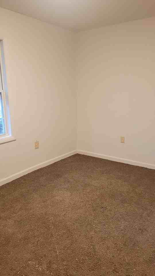 3377 Se Fremont St - Photo 3 of 6
