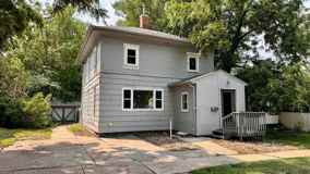 807 W 13th St - Photo 1 of 1