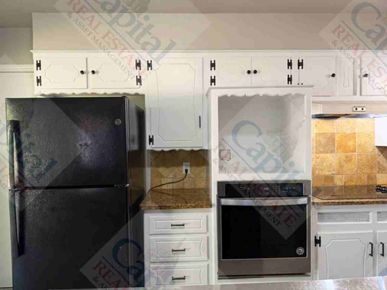 4605 Nw 60th St - Photo 7 of 37