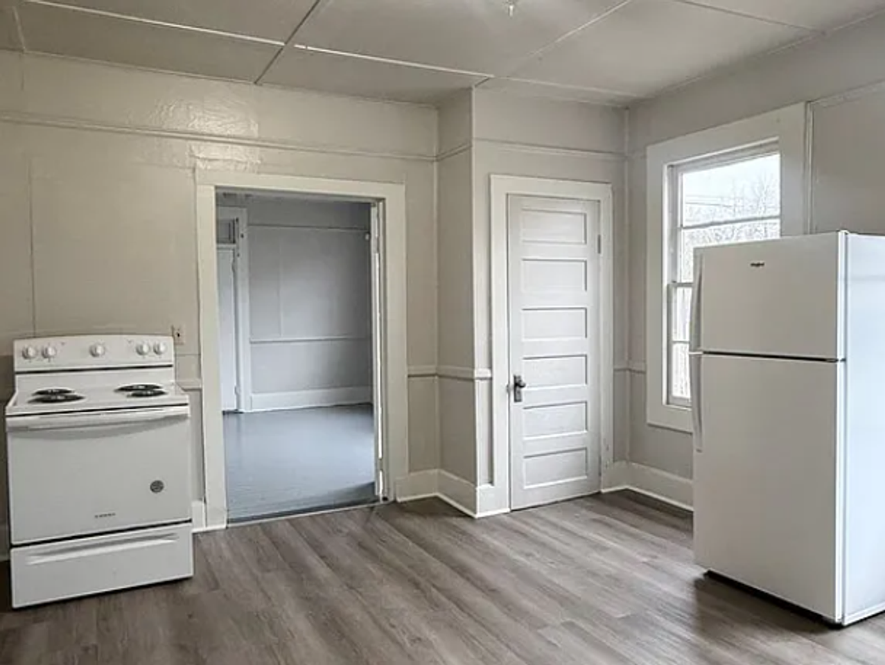 1610 3rd Ave - Photo 6 of 6