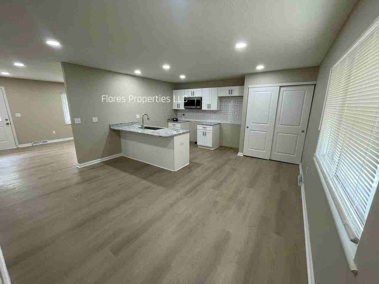 2561 Milverton Way - Photo 3 of 10