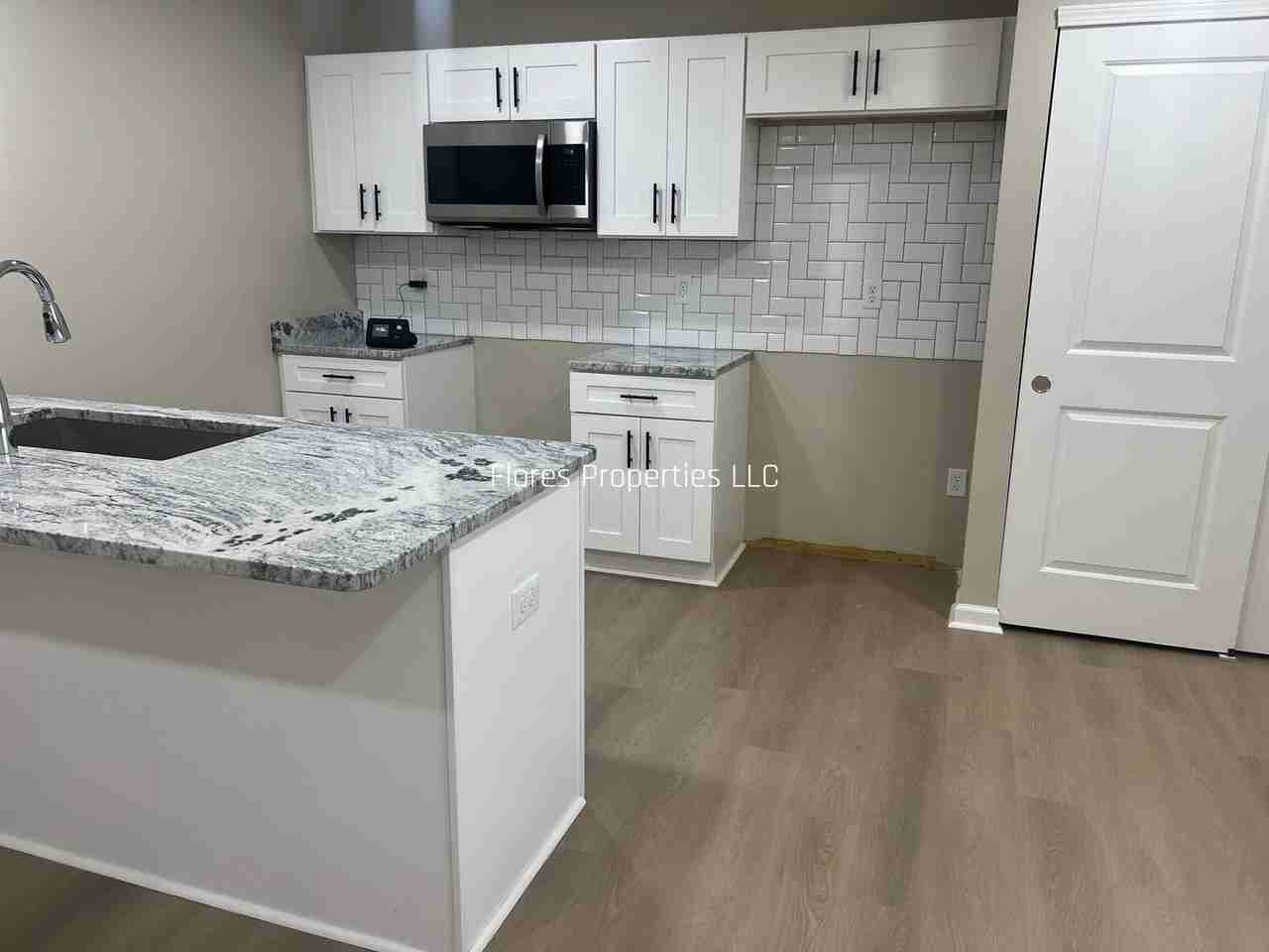 2561 Milverton Way - Photo 4 of 10
