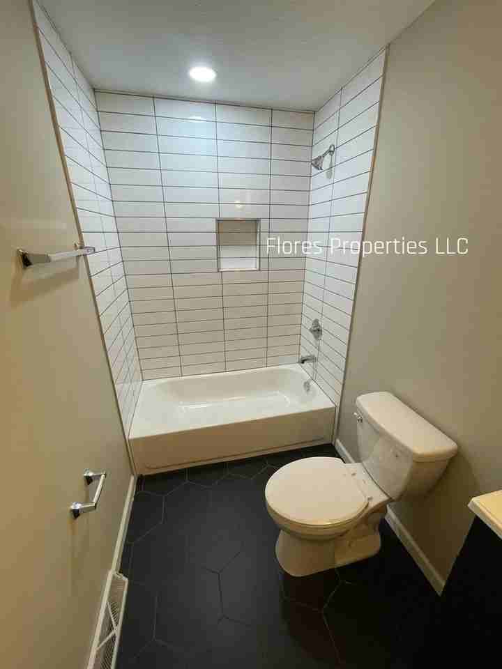 2561 Milverton Way - Photo 6 of 10