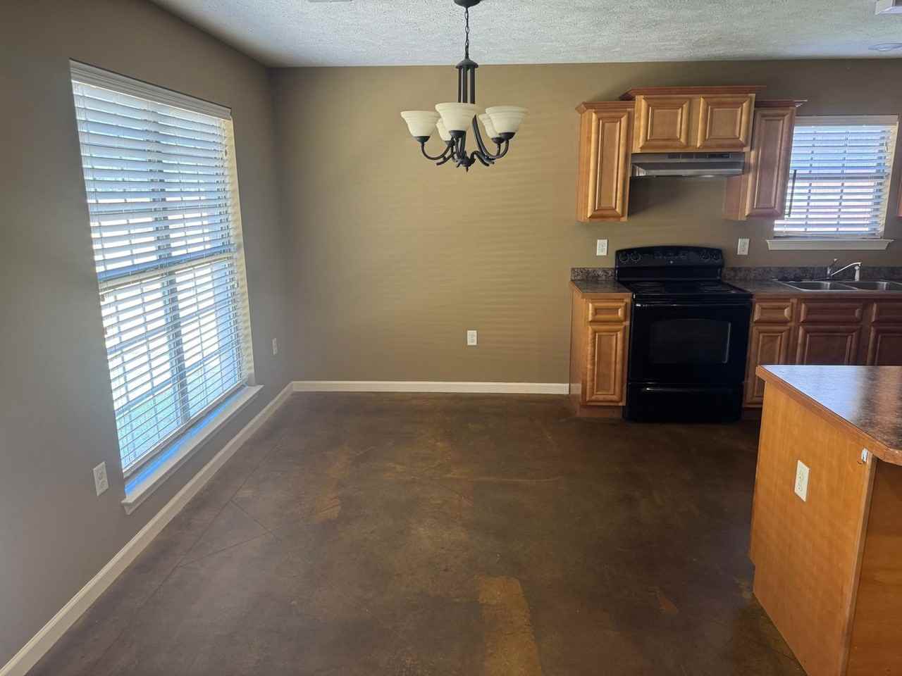 1135 Wineberry - Photo 5 of 12