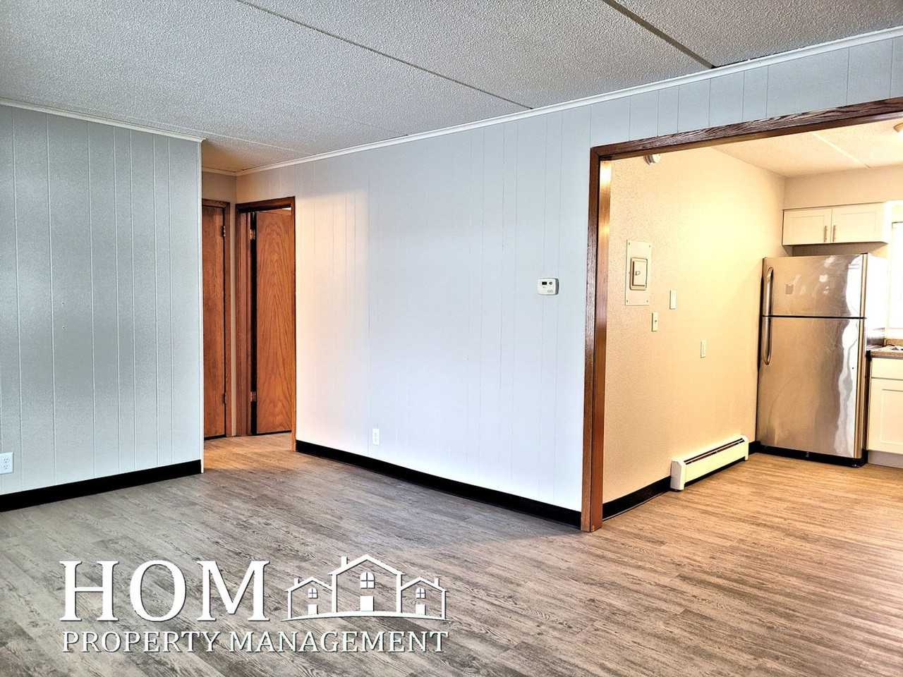 509 4th Street Northeast - Photo 3 of 23