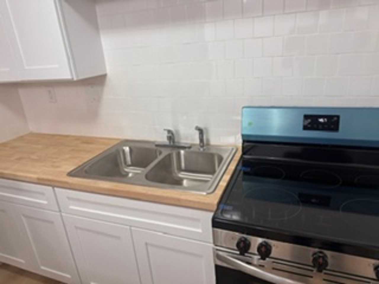 Welcome to Renaissance at Springdale – A Fresh Start in Modern Living - Photo 5 of 10
