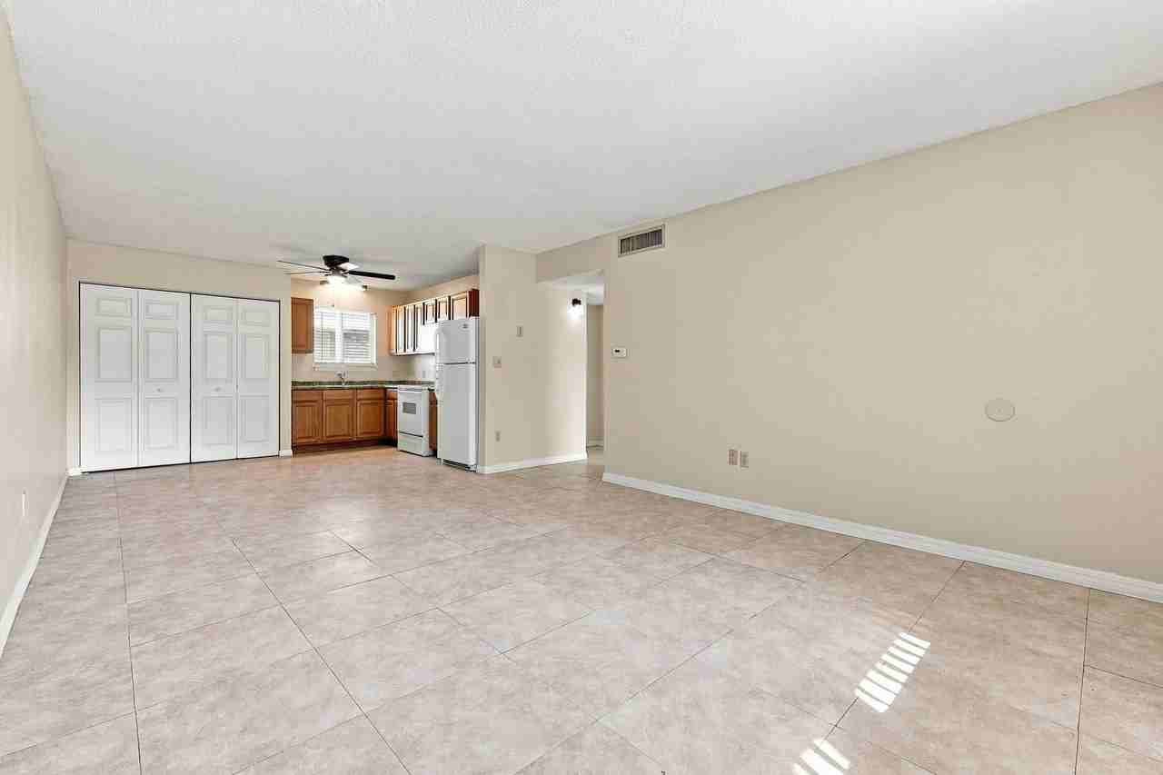 CPN-College Park Condominium - Photo 2 of 38
