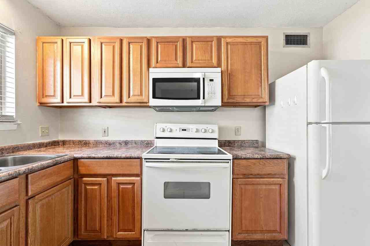 CPN-College Park Condominium - Photo 7 of 38
