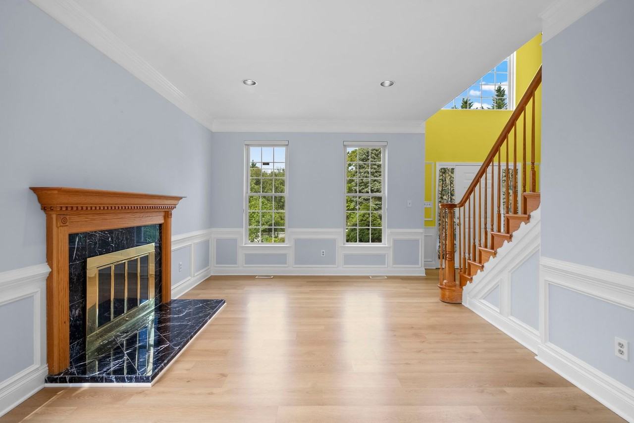 13111 Venetian Rd - Photo 7 of 50