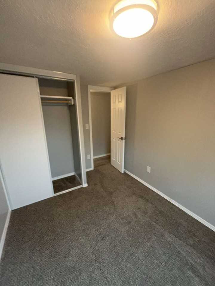 4916 Moore Cir - Photo 7 of 17
