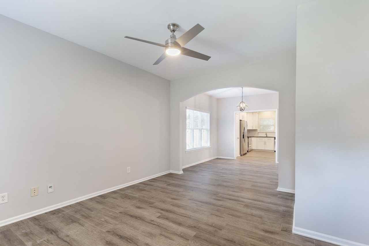 1235 Ladd St Sw ##Sw - Photo 3 of 27