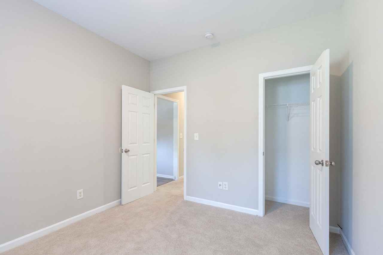 1235 Ladd St Sw ##Sw - Photo 6 of 27