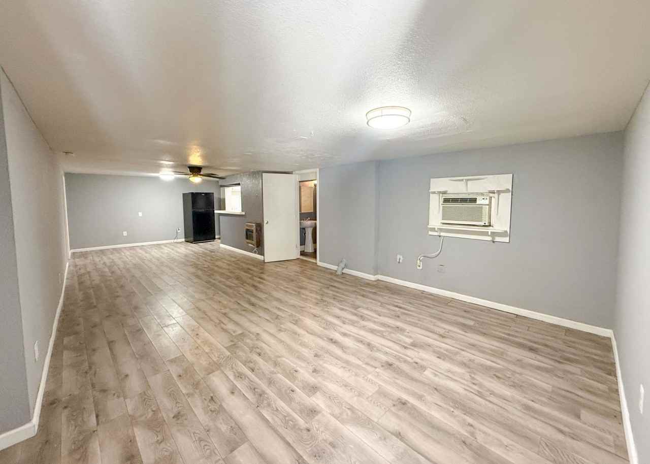 519 Sw 35th St - Photo 3 of 14