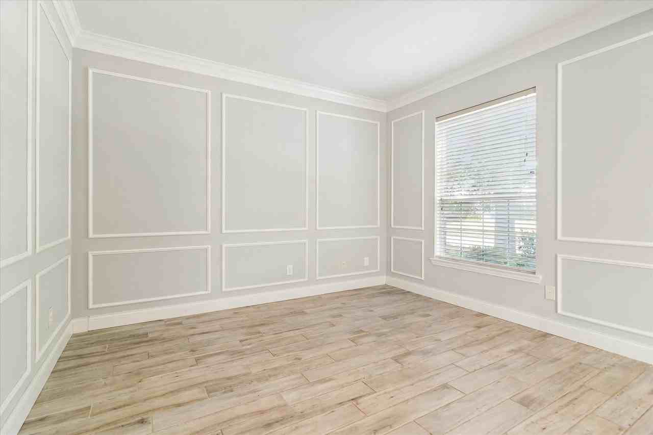 4661 Baldwin Ln - Photo 4 of 24