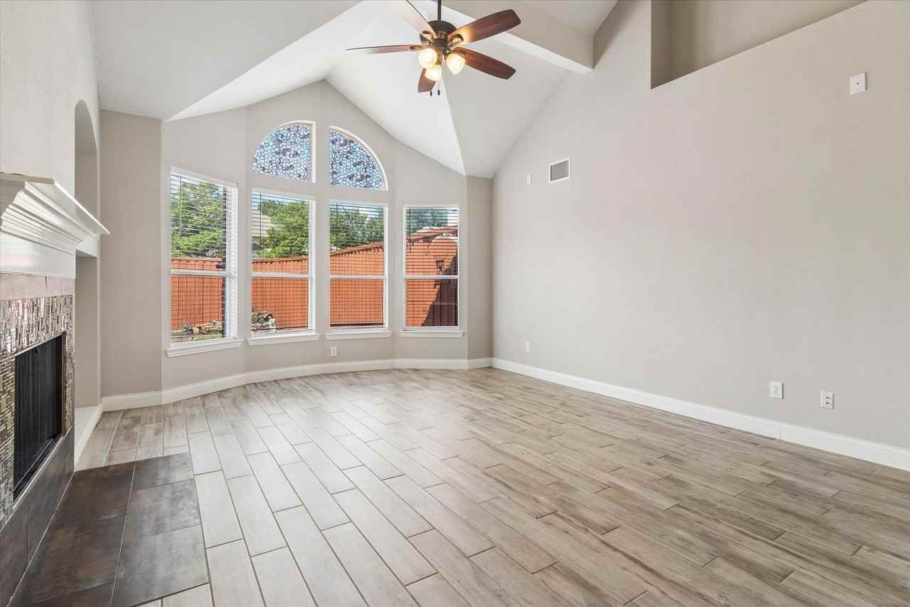 4661 Baldwin Ln - Photo 6 of 24