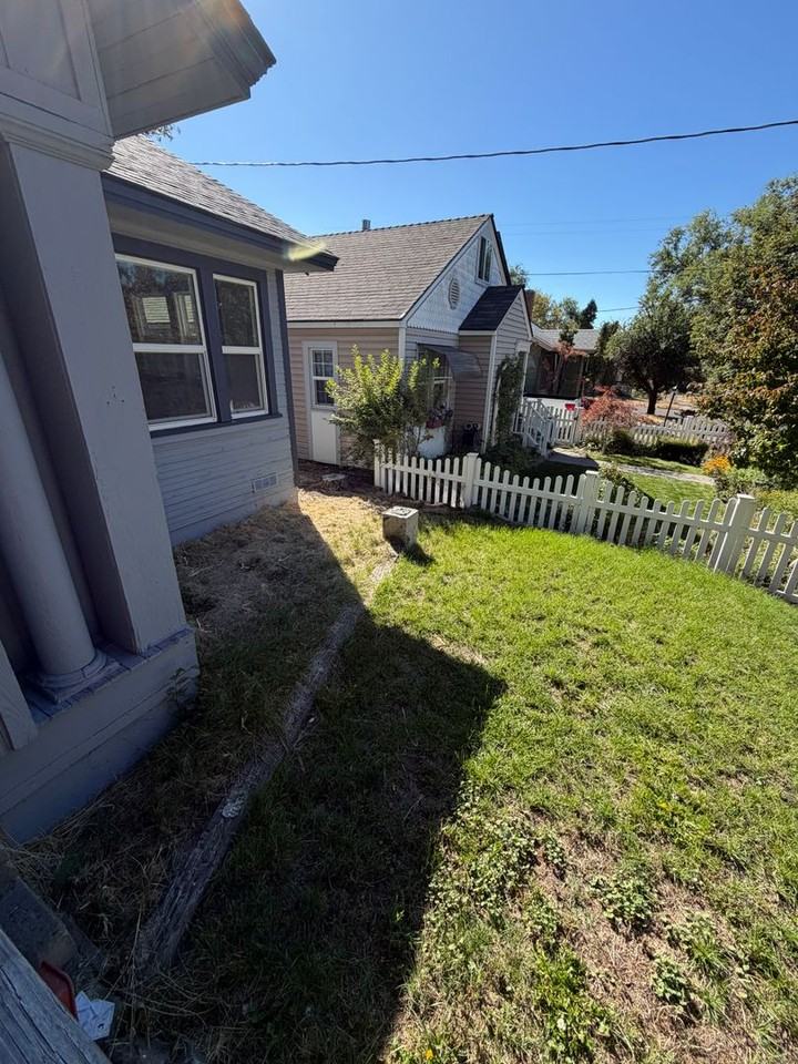 721 Mitchell St - Photo 4 of 26