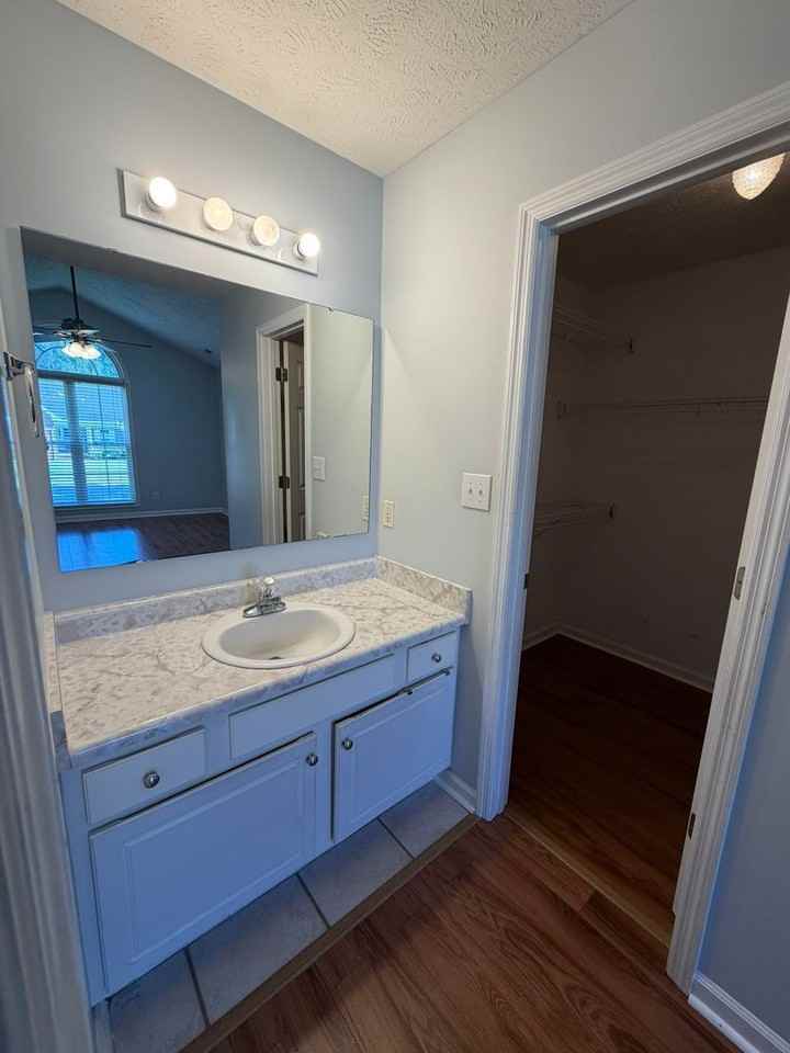 7308 Scenic View Dr - Photo 7 of 18