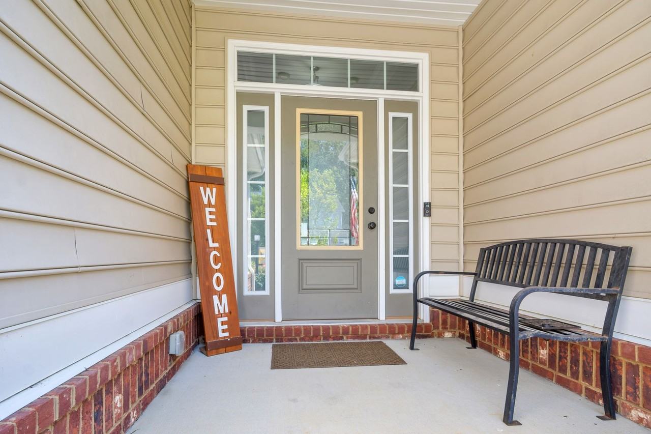 406 Boltons Mill Pkwy - Photo 4 of 33