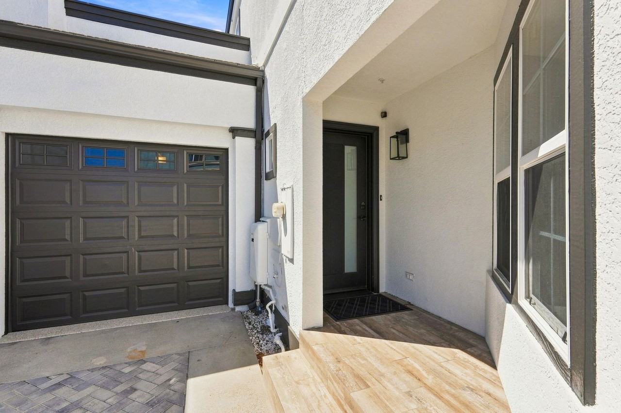 700 Lido Park Dr - Photo 3 of 18