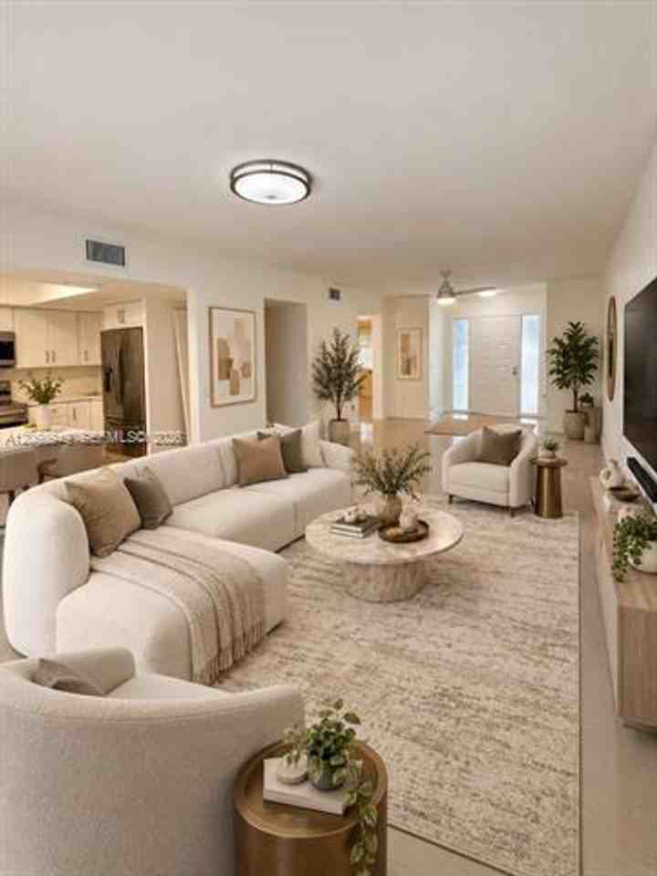 12370 12370 SW 52nd Place th 12370 - Photo 3 of 38