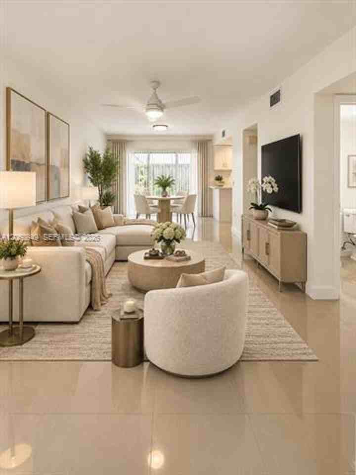 12370 12370 SW 52nd Place th 12370 - Photo 4 of 38