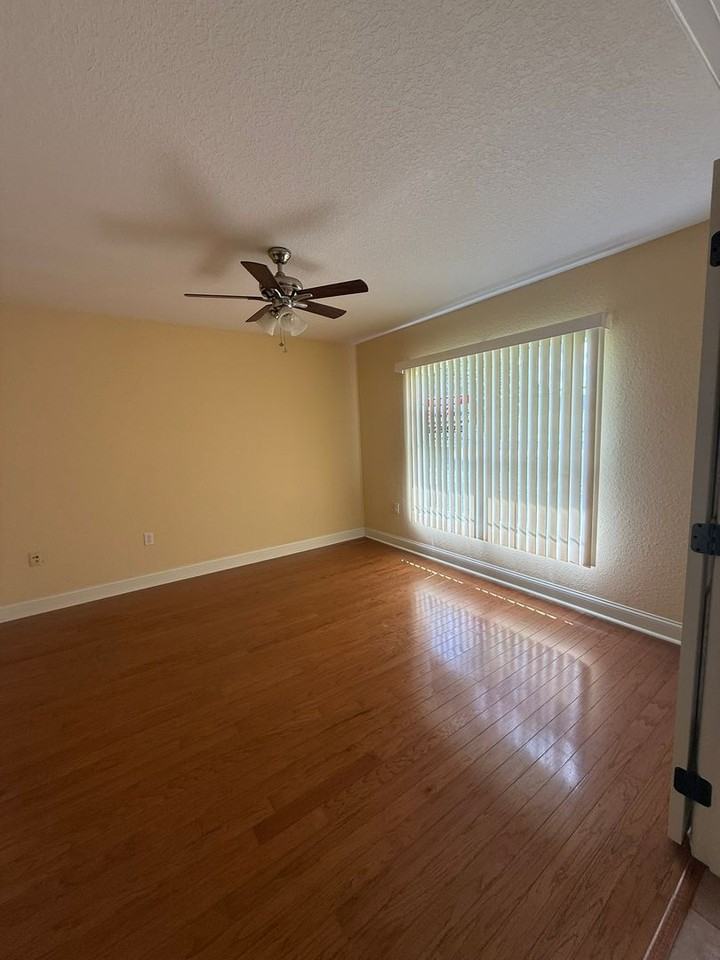 5203 Se 42nd Ct - Photo 7 of 27