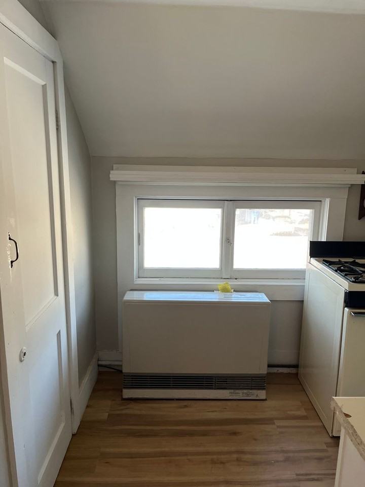 1424 North Ave - Photo 2 of 16