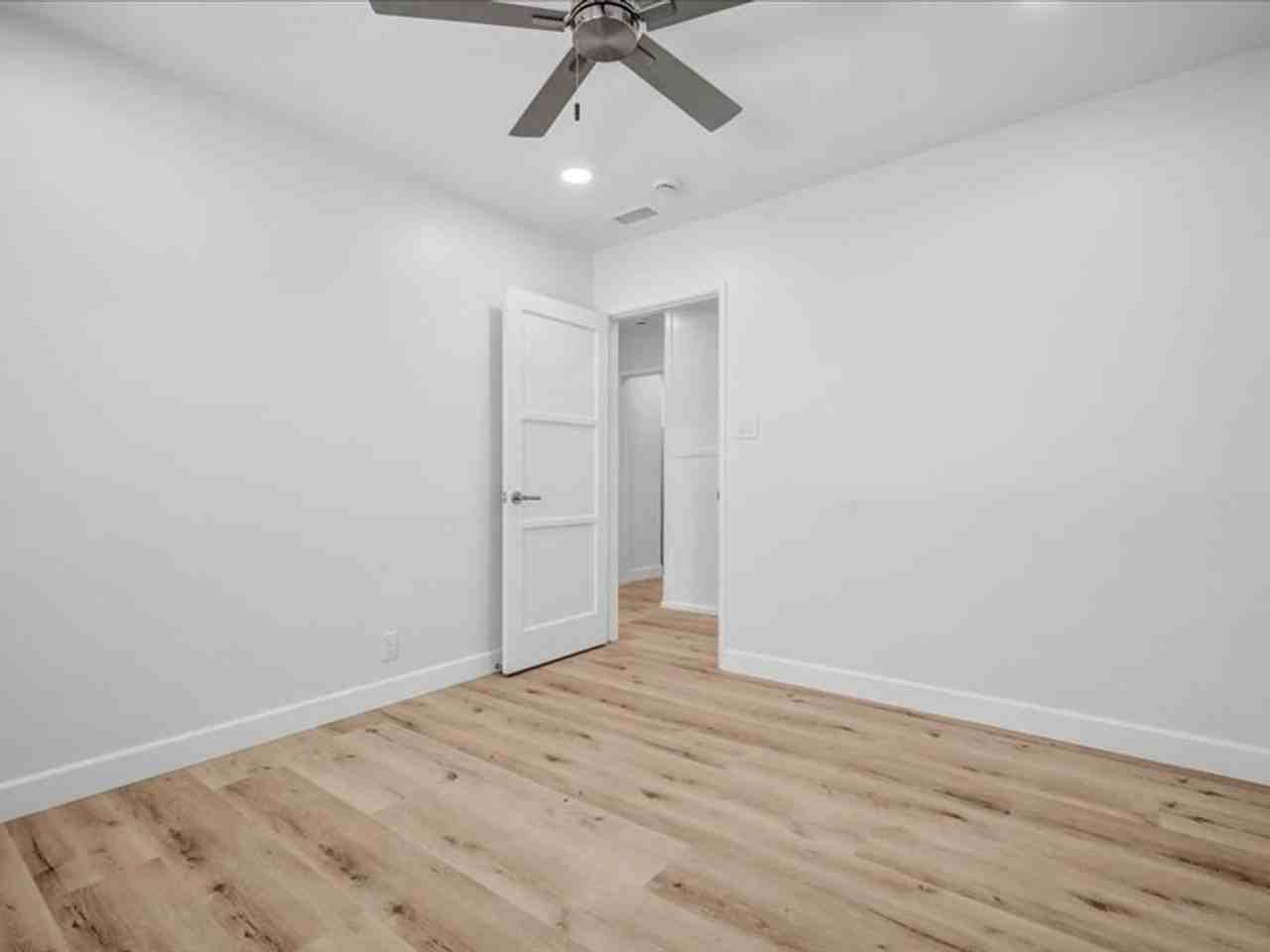 4847 Ocana Ave - Photo 6 of 31