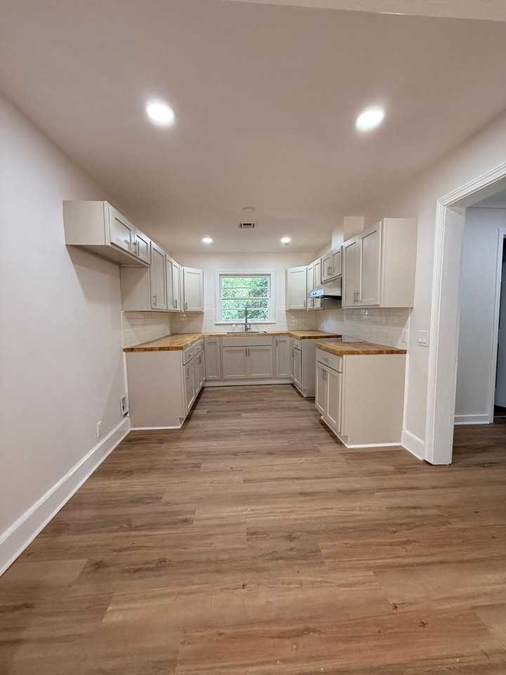 3543 Dalraida Ct - Photo 5 of 21