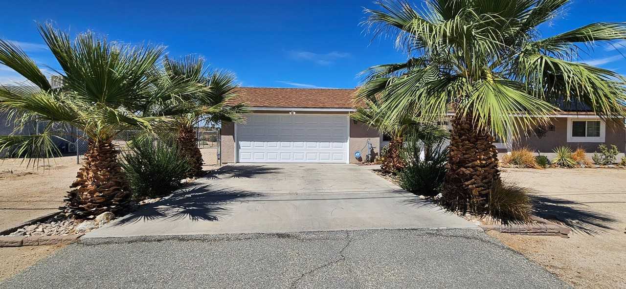 74242 Pinon Dr - Photo 5 of 36