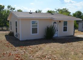 featured image of 705 W Avenue B