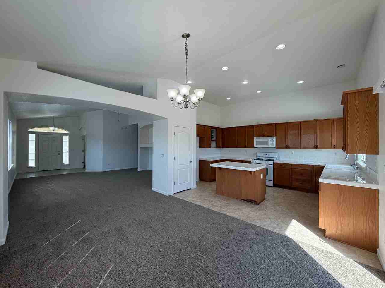 1719 Short Oak Ct - Photo 2 of 38