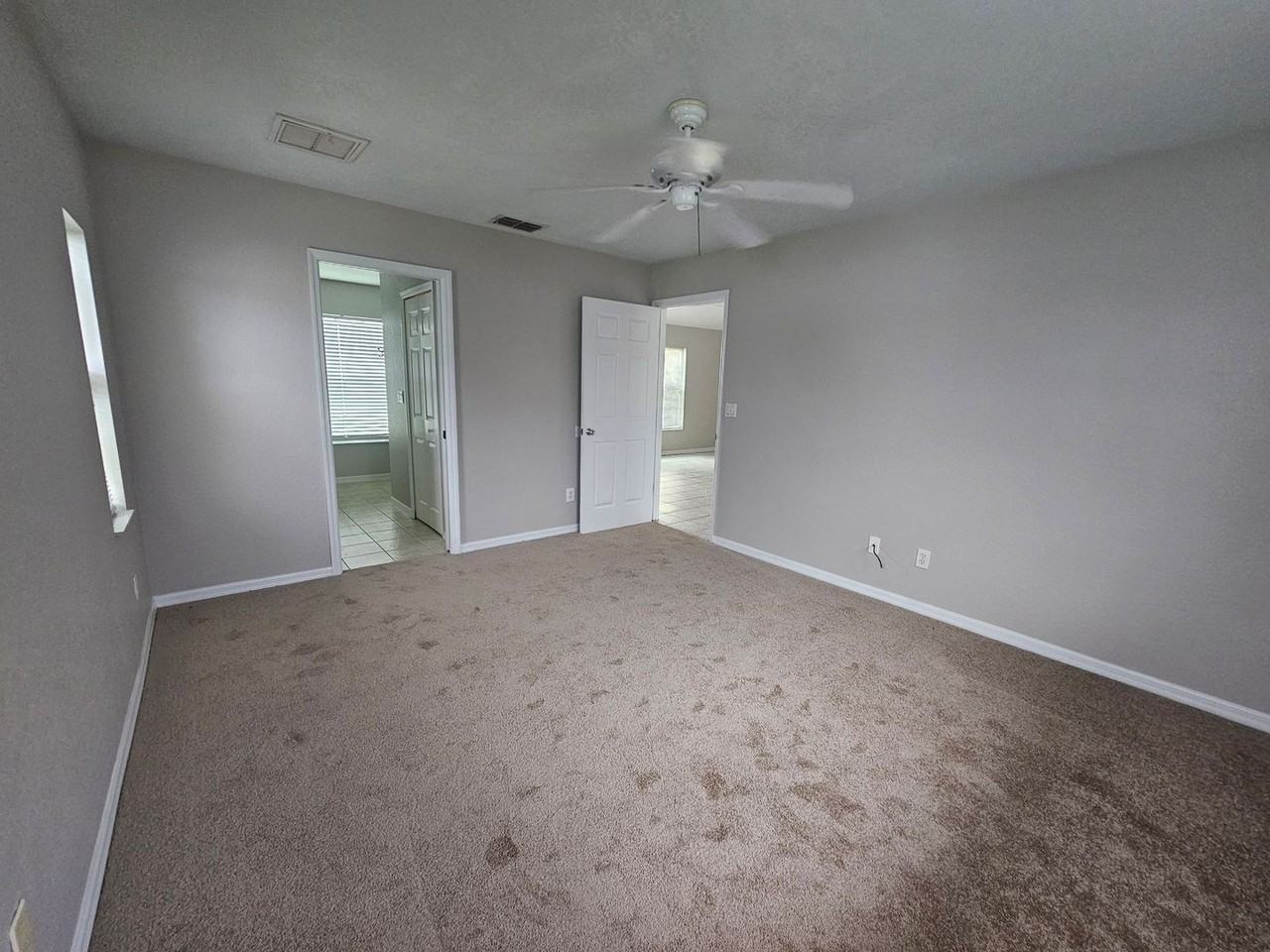 1144 Nw 5th Pl - Photo 7 of 20