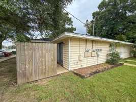 featured image of 7004 Lanier Dr
