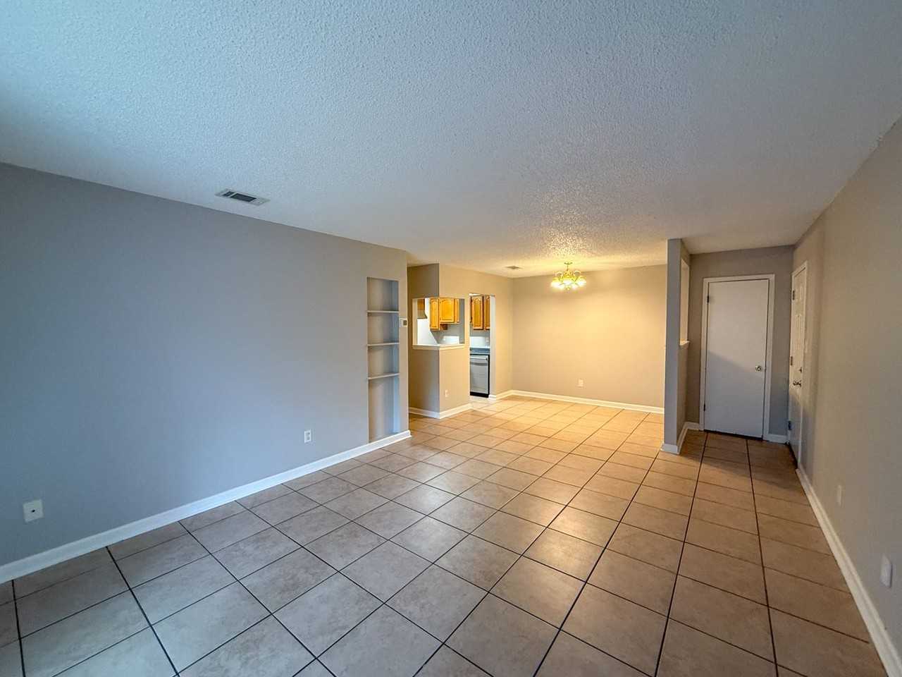 7004 Lanier Dr - Photo 2 of 16