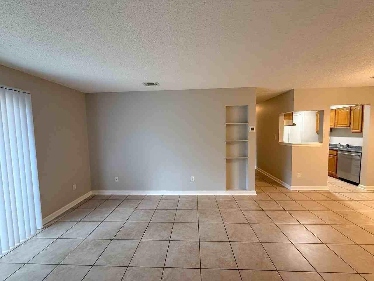 7004 Lanier Dr - Photo 3 of 16