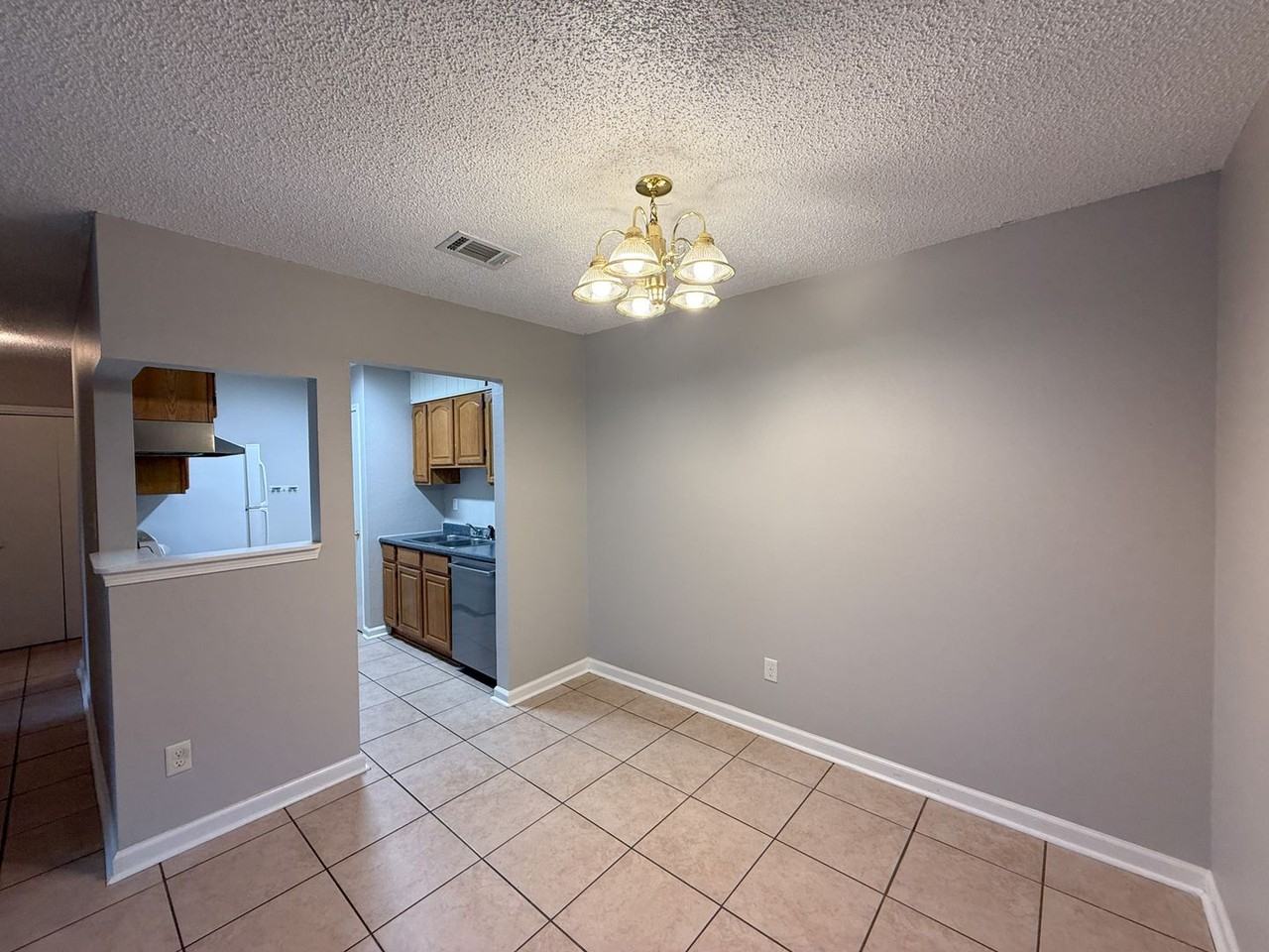 7004 Lanier Dr - Photo 6 of 16