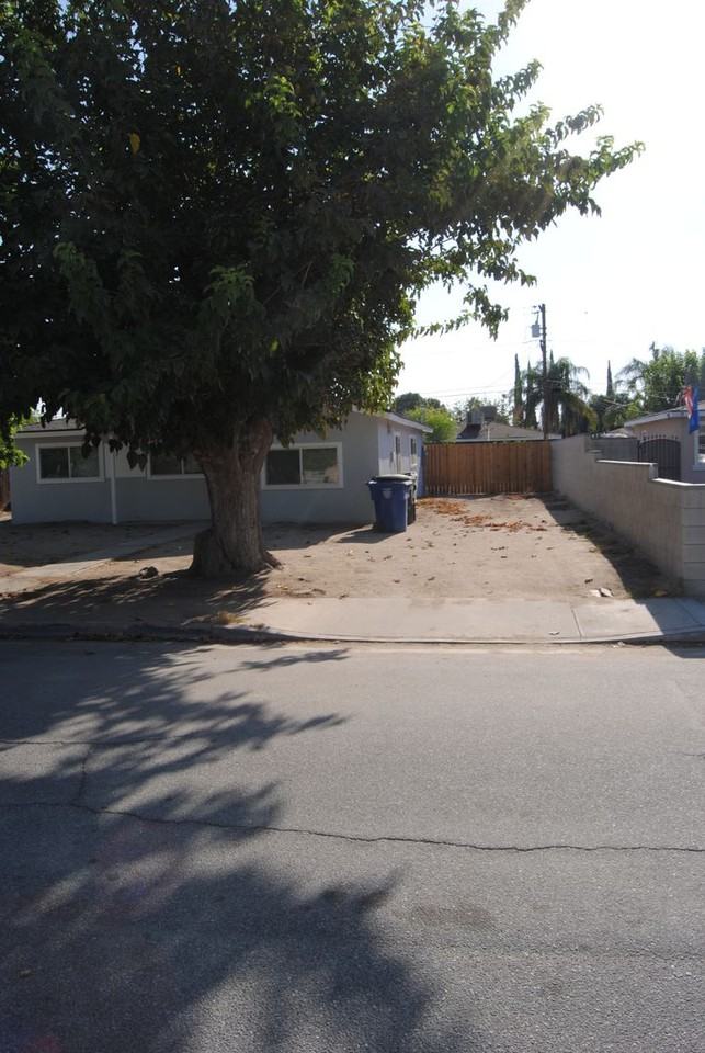 5812 Clayton St - Photo 2 of 18