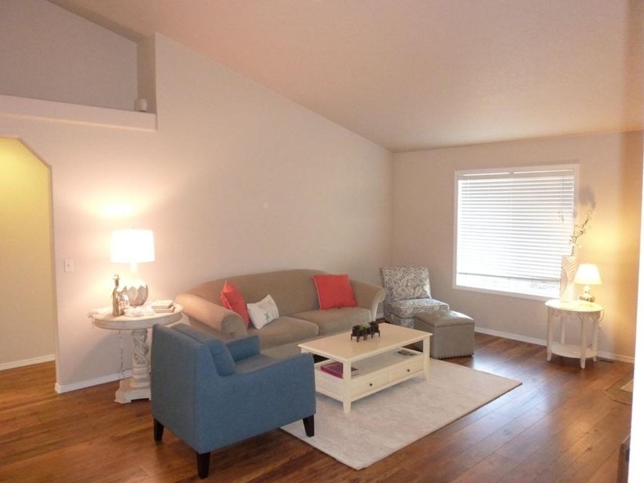 10174 N Hubble St - Photo 7 of 11