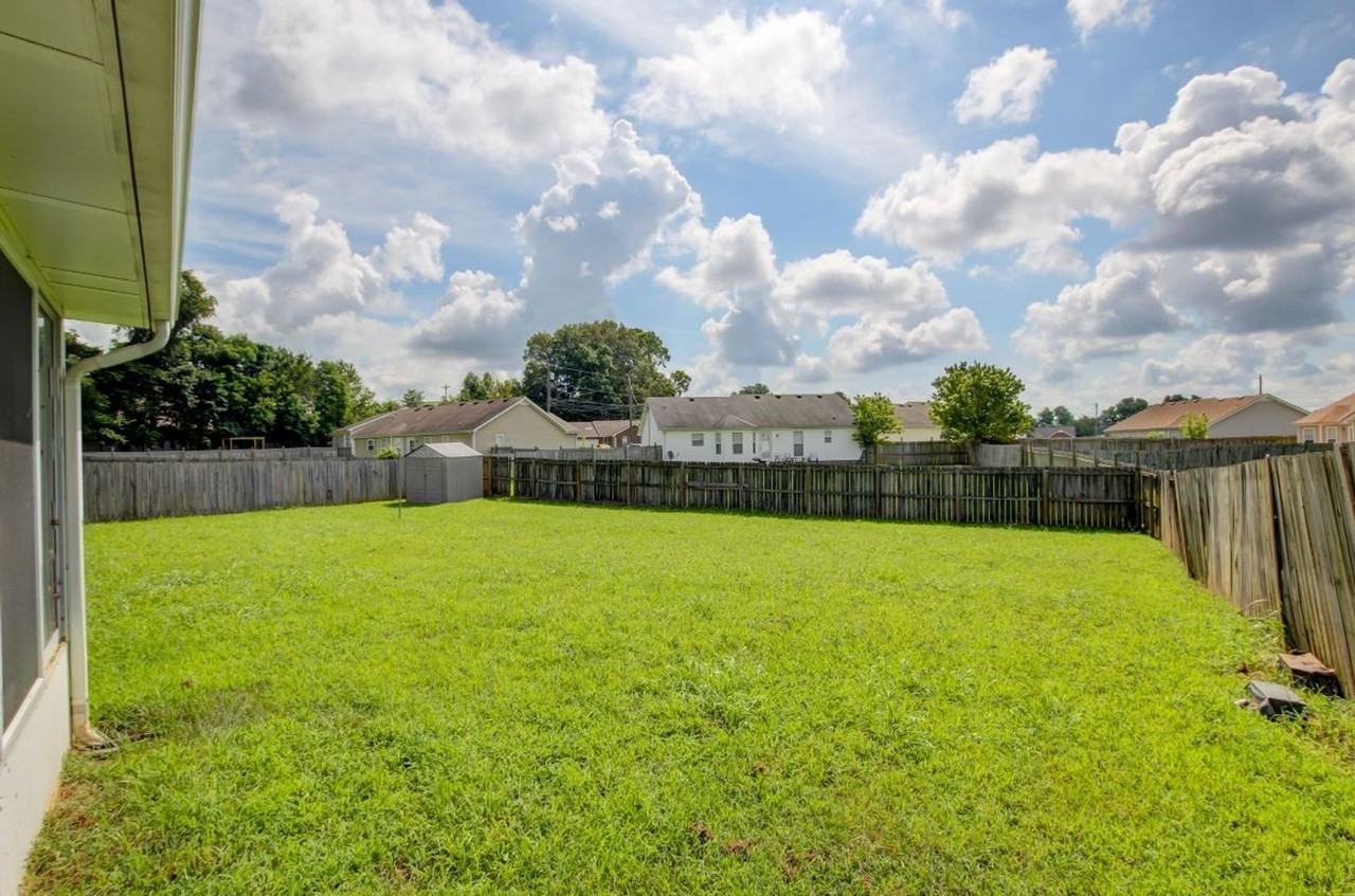 227 Faulkner Ct - Photo 5 of 23