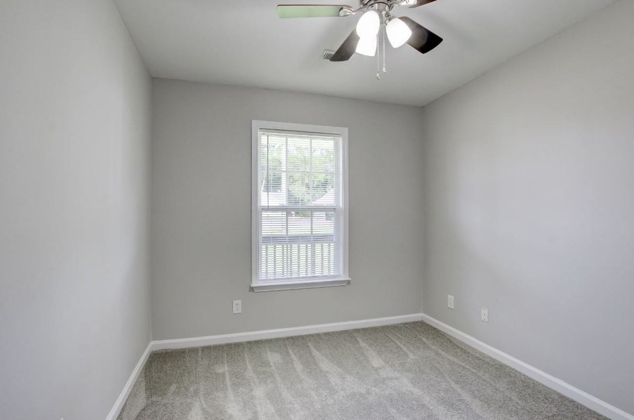 227 Faulkner Ct - Photo 6 of 23