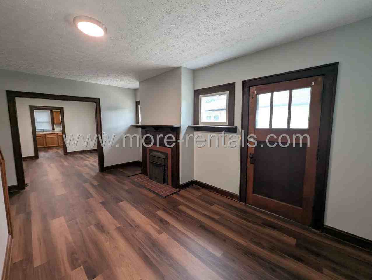 392 Collingwood Ave - Photo 3 of 23