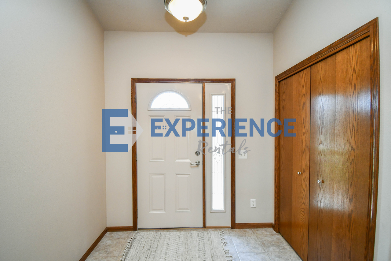 3908 W 89th St - Photo 3 of 50