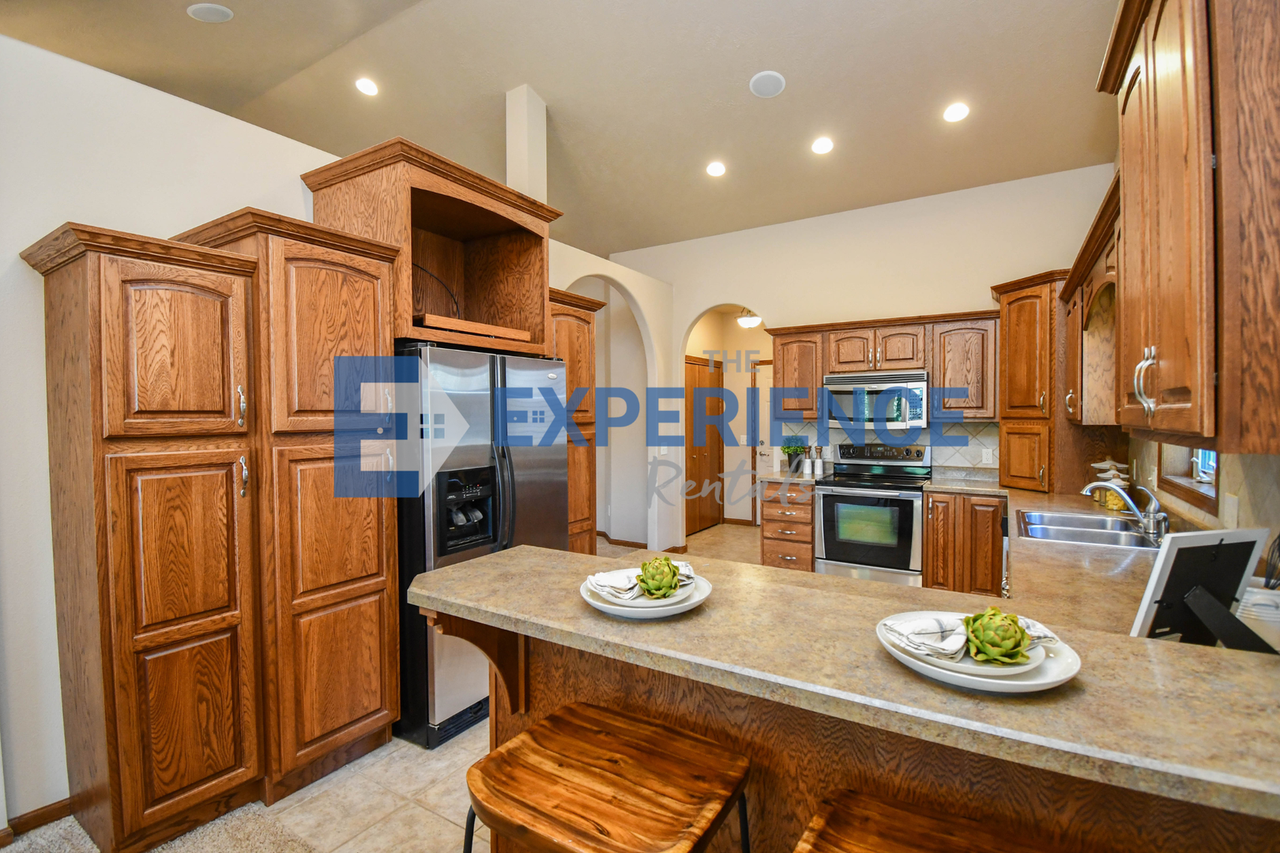 3908 W 89th St - Photo 4 of 50