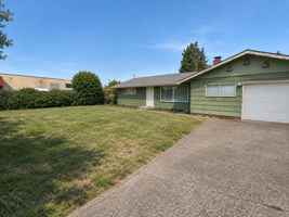 featured image of 3434 Main St