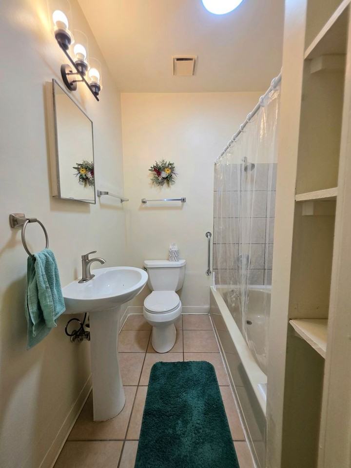 1637 Cedar St - Photo 6 of 21