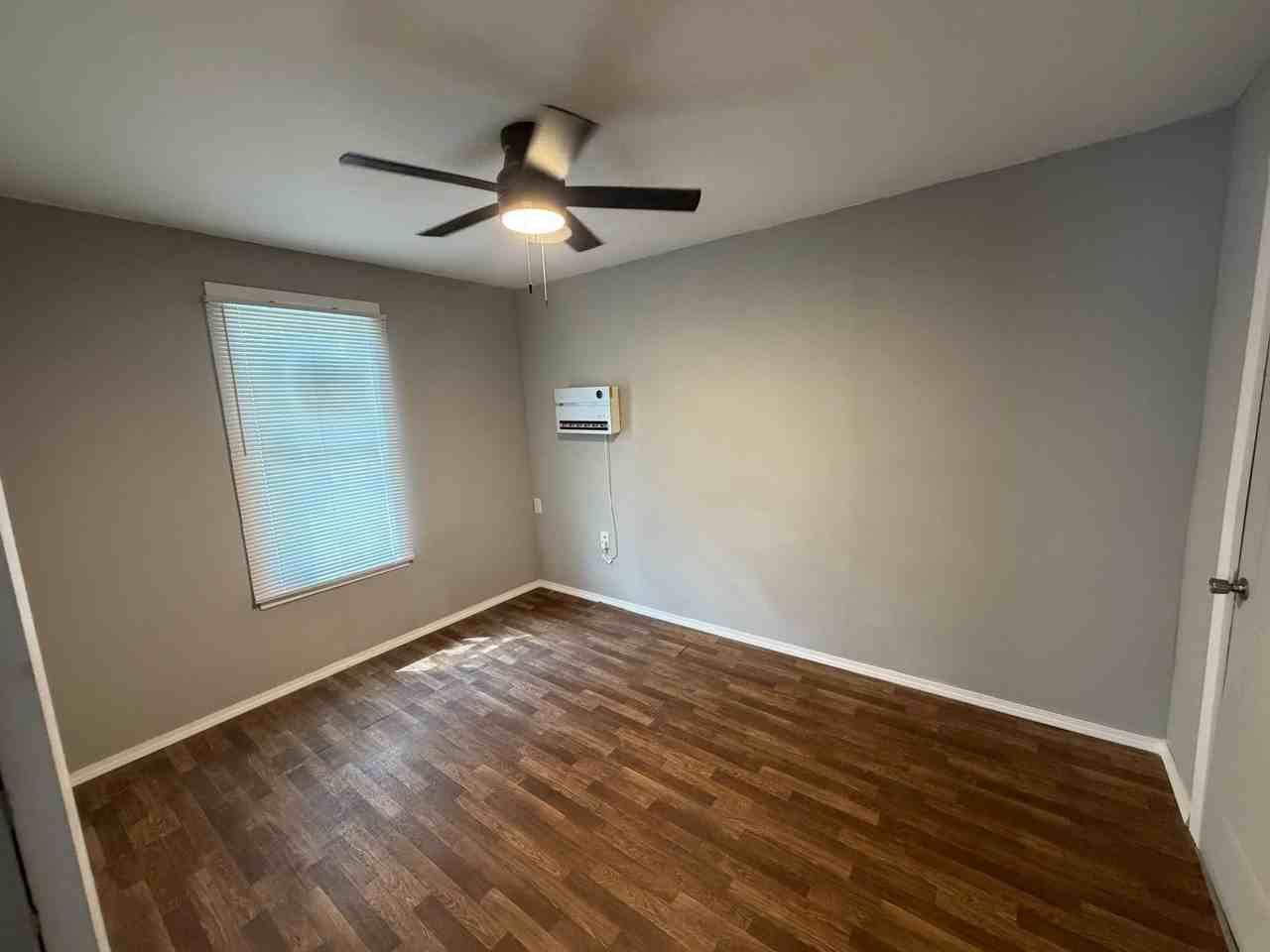 142 Warner Bridge Rd - Photo 4 of 13