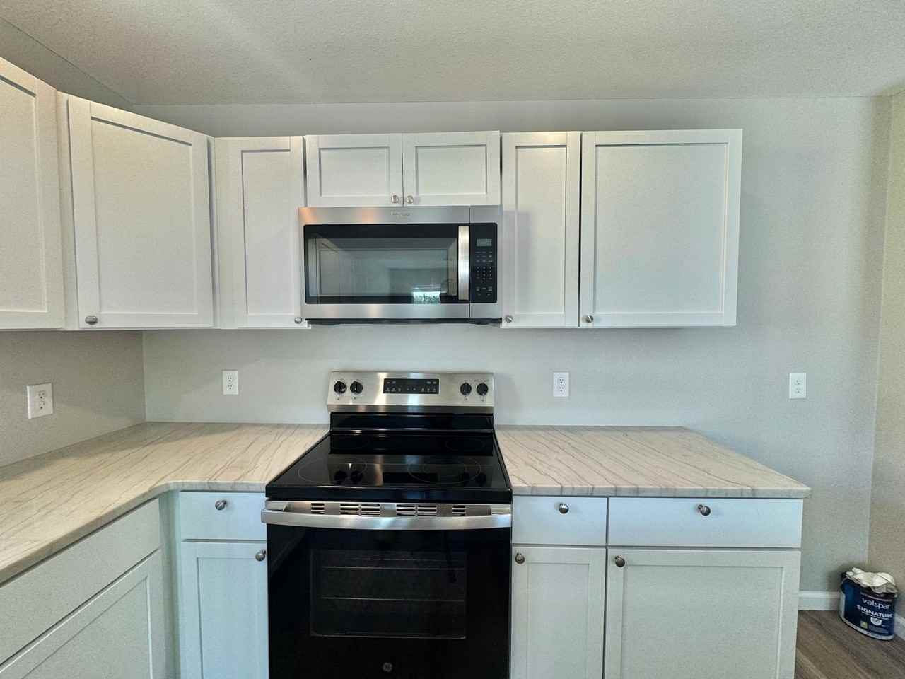 4111 W 57th St - Photo 5 of 15