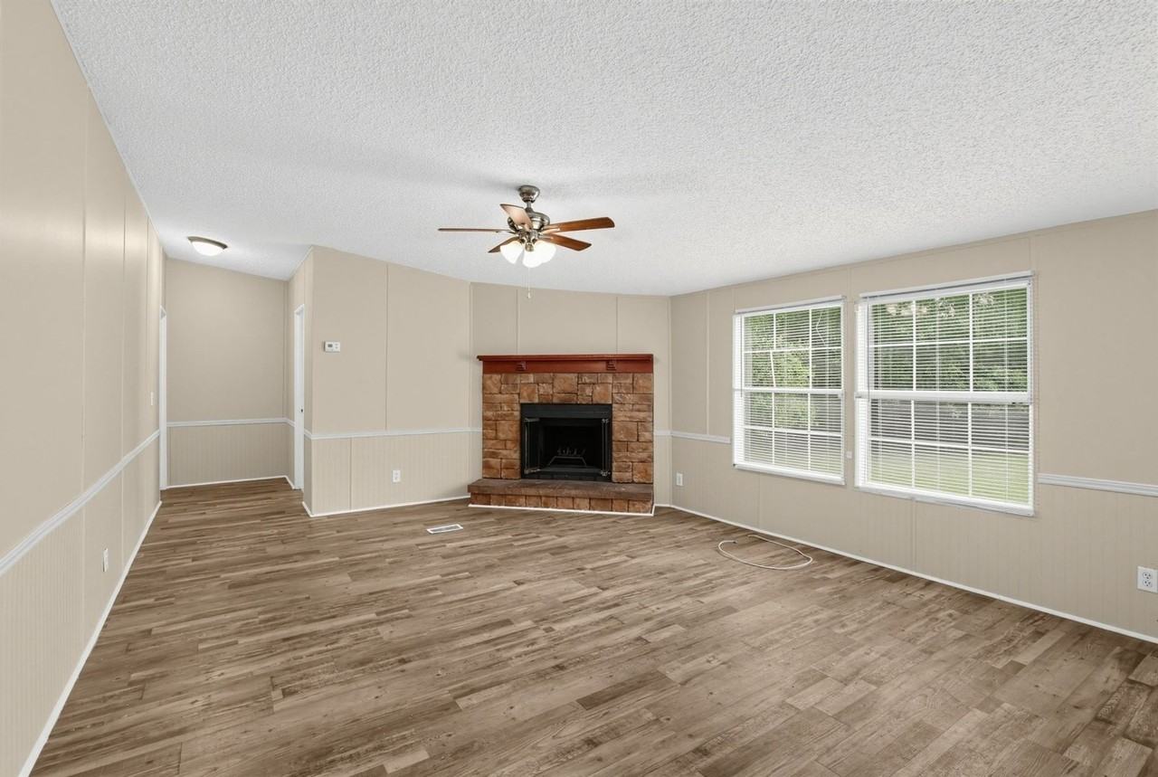 3520 Jack Kelly Rd - Photo 2 of 14