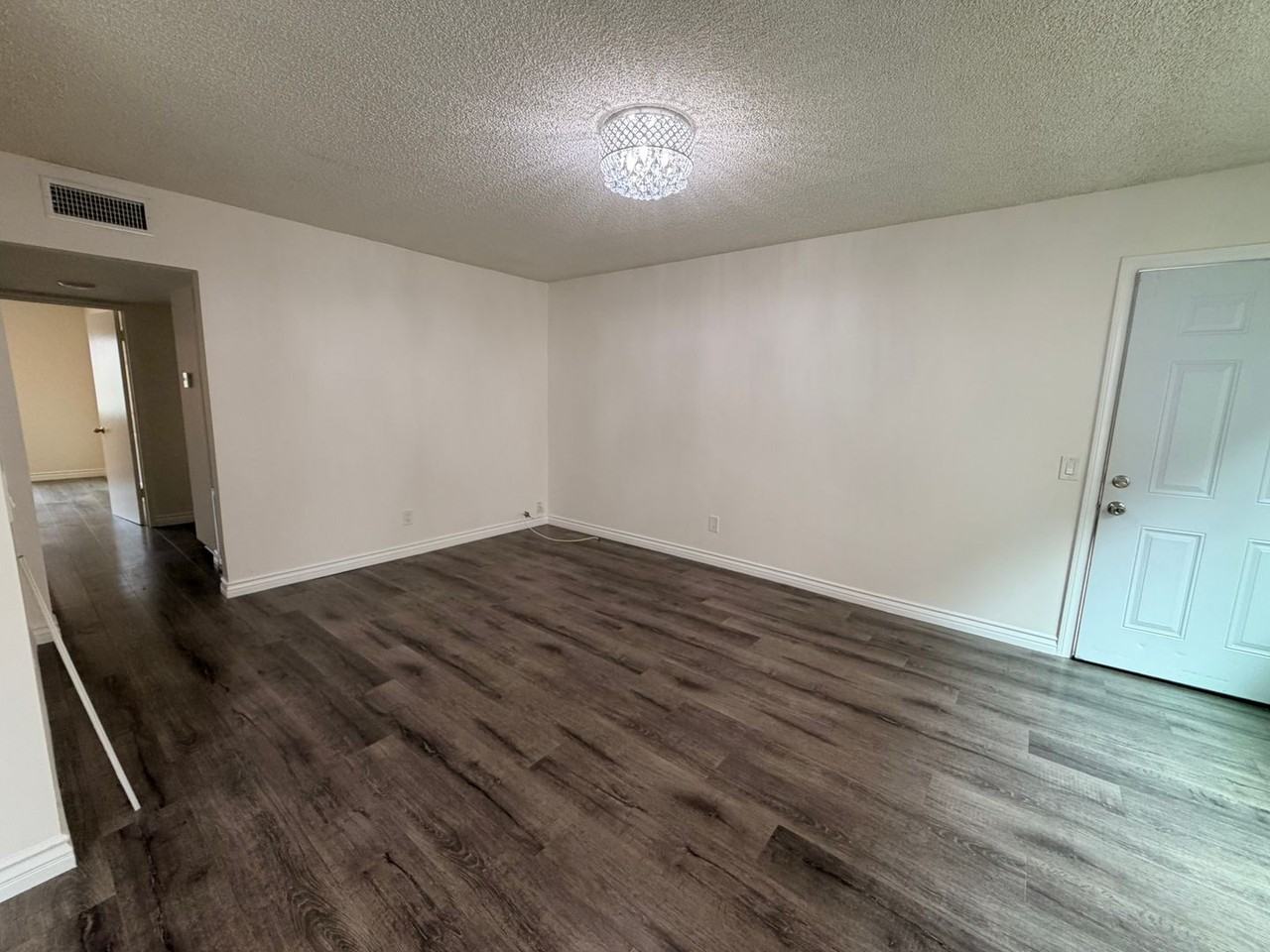 512 Griswold St - Photo 2 of 10